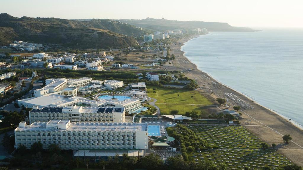 APOLLO BEACH RHODES