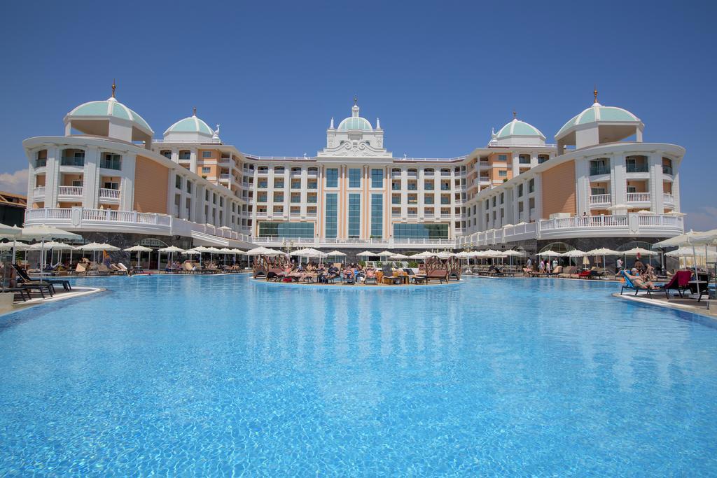 LITORE RESORT HOTEL & SPA