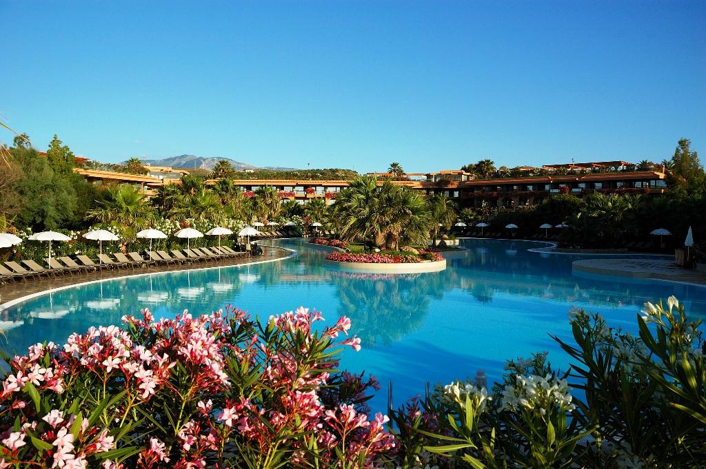ACACIA RESORT