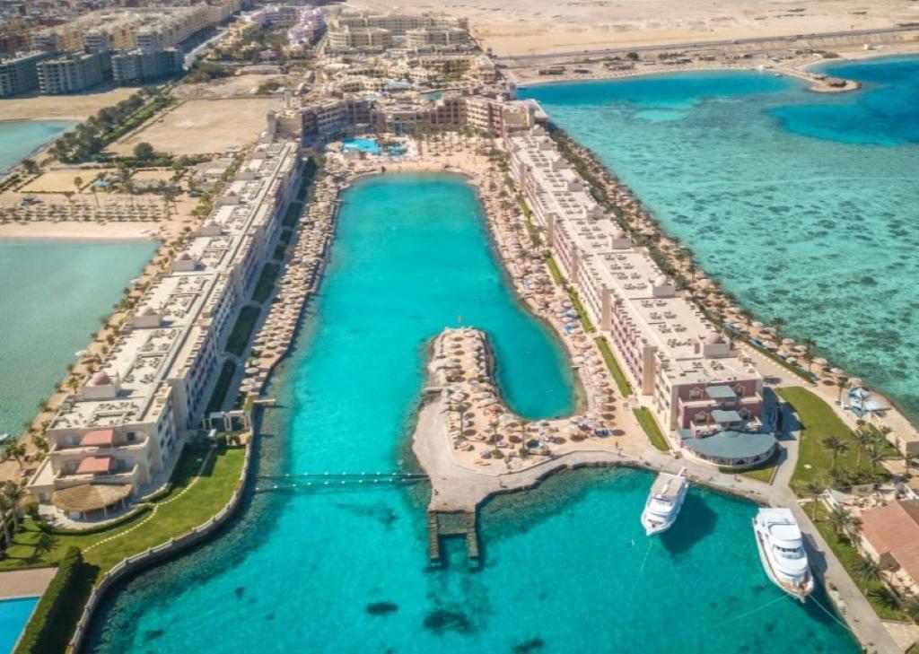 SUNNY DAYS RESORT SPA & AQUAPARK