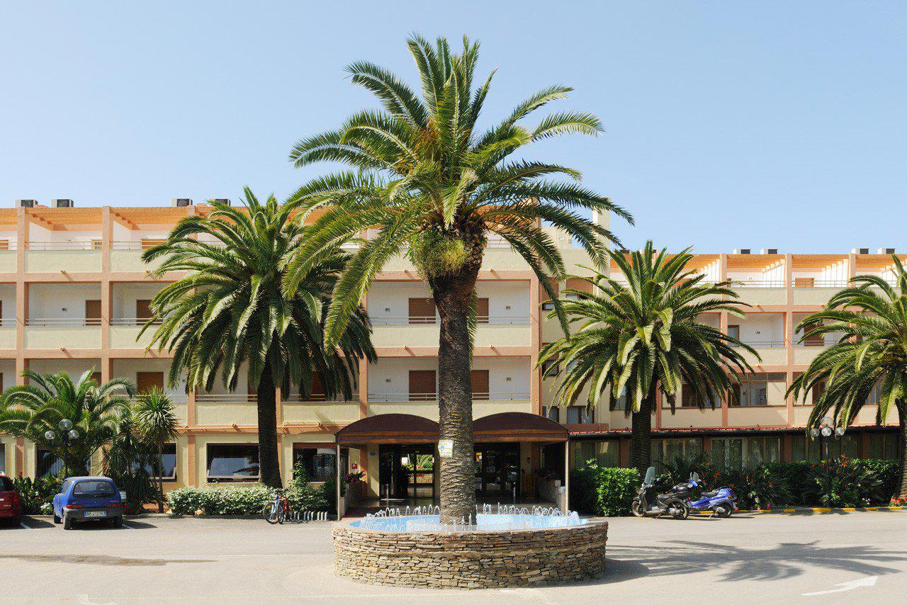 OASIS HOTEL