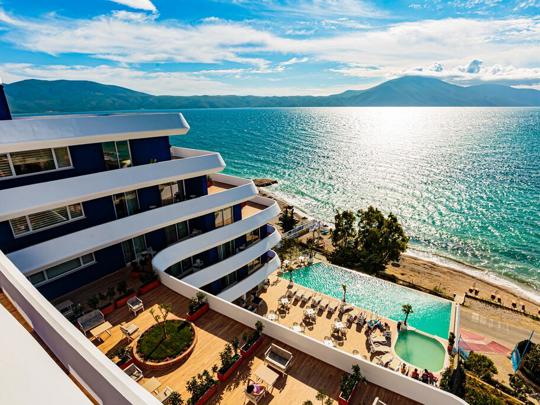 Valona Leto Albanija Avionom Odeon World Travel