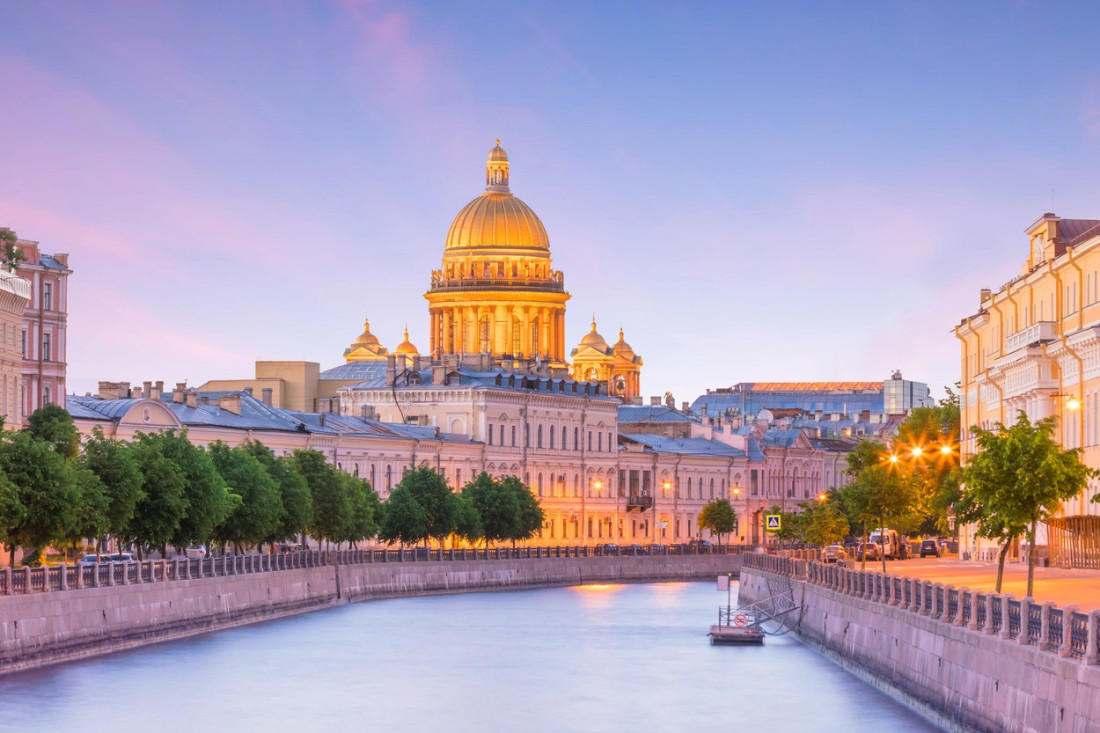 SANKT PETERBURG I MOSKVA MAJ
