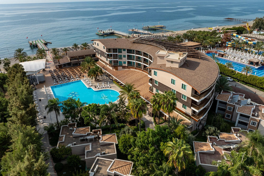 QUATTRO FAMILY CLUB DEM