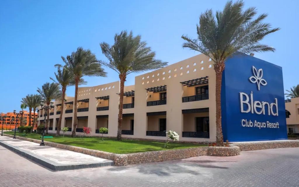 BLEND CLUB AQUA PARK RESORT